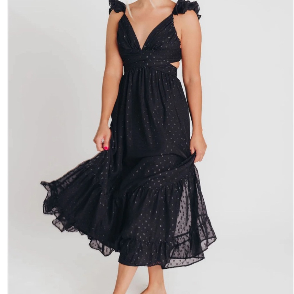 Storia Embroidered Maxi Dress